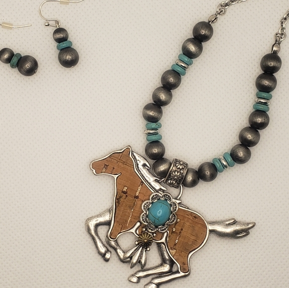 Western Horse Set - Picture 2 of 3